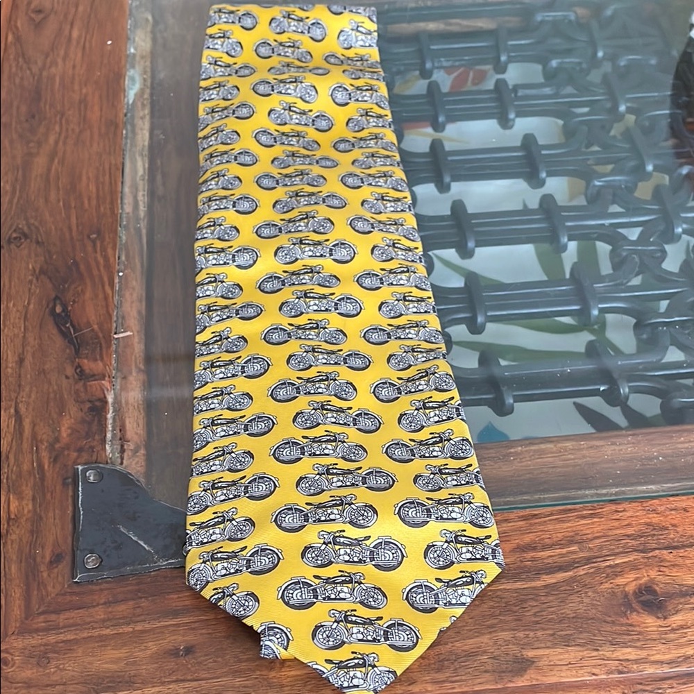 BMW Yellow and Black Silk Tie with Geometric Design